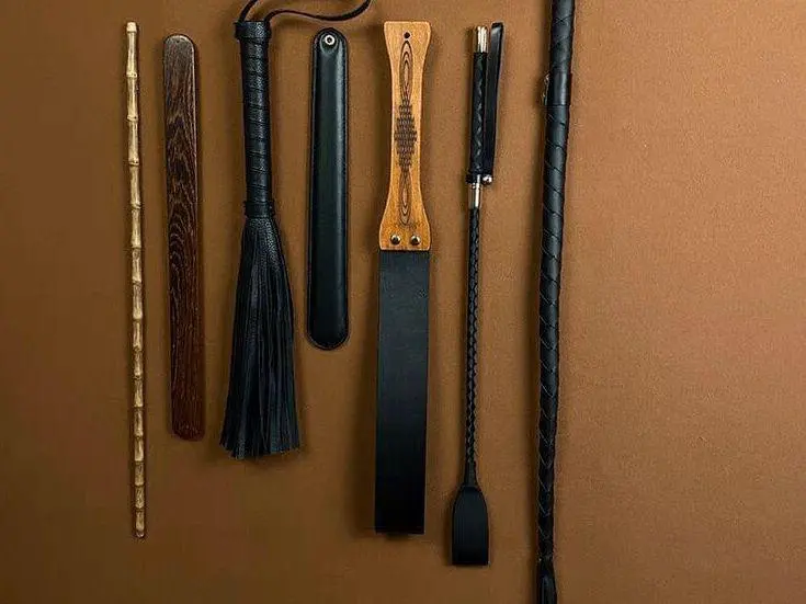 西檬之家-恋足癖是什么？在字母圈如何找到适合自己的BDSM实践方式